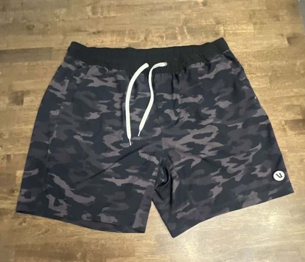 Vuori Kore Performance Short - Black Watercolor Camo